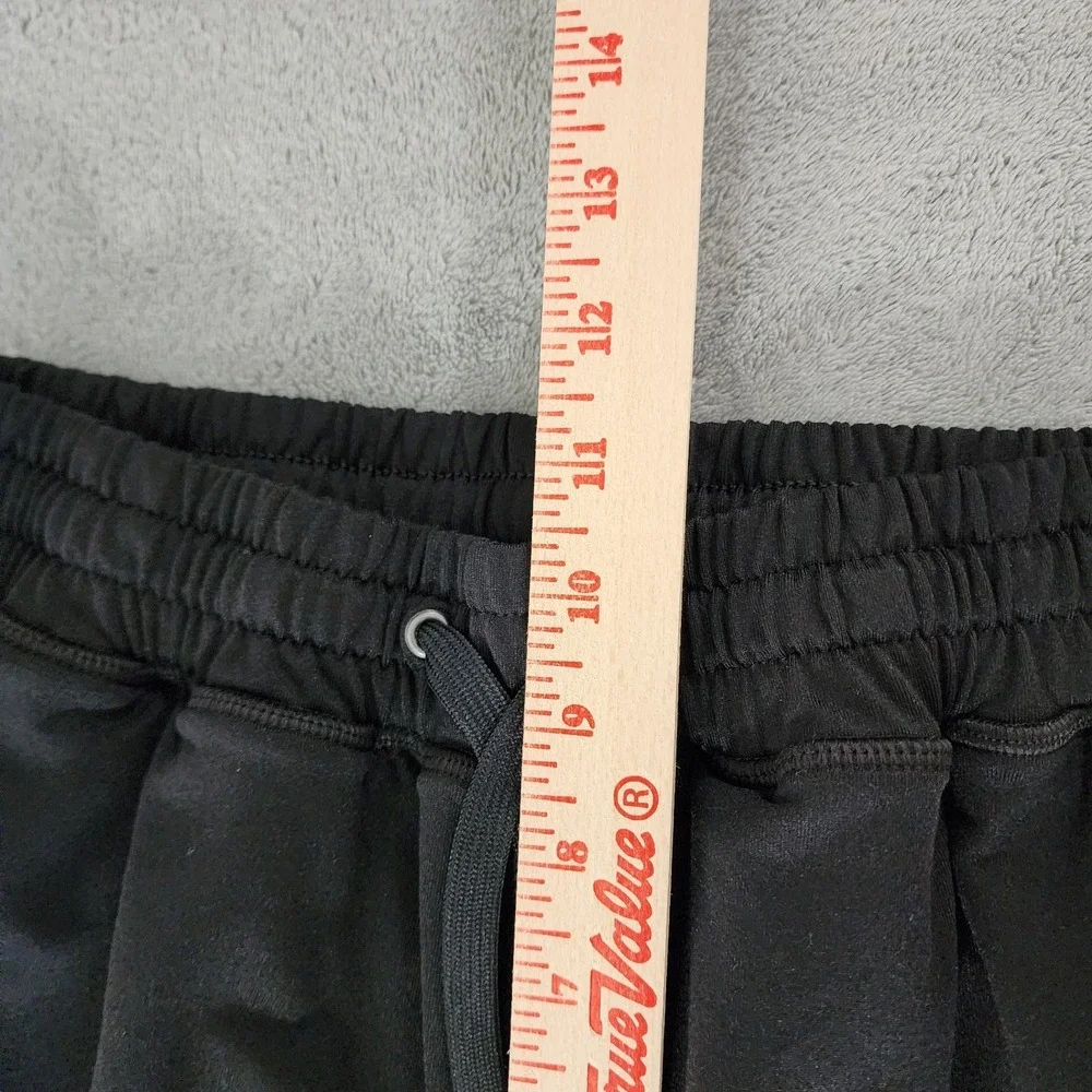 American Eagle Outfitters stay comfortable